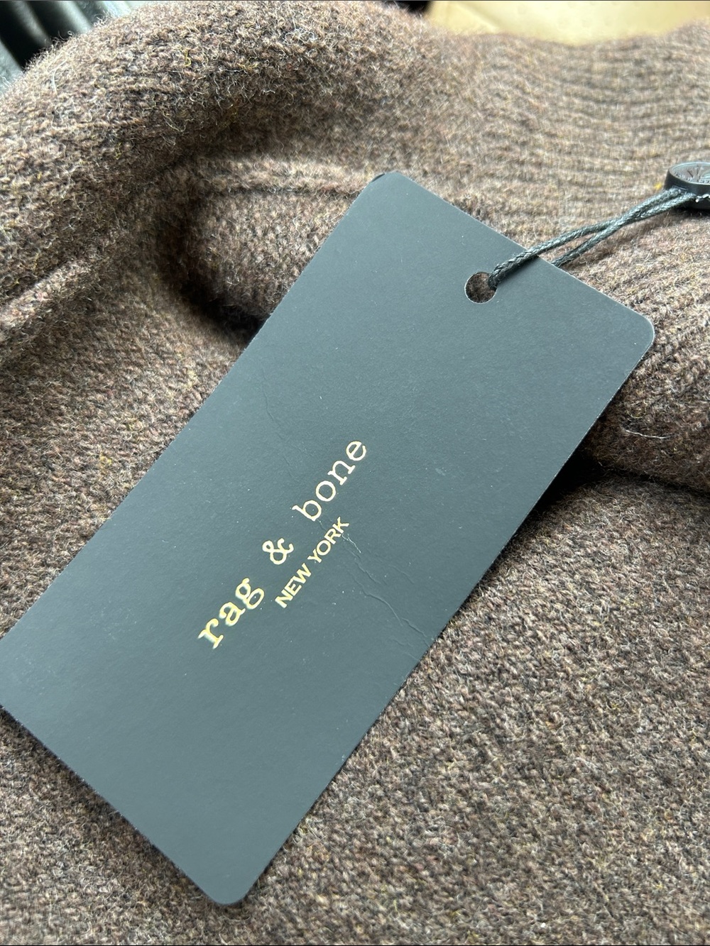 NEW NEW. Beautiful brown WOOL cardigan - Picture 2 of 5